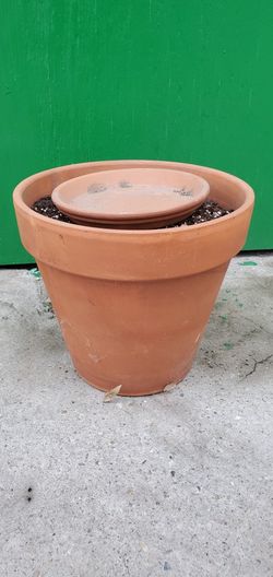 Like NEW 12" Large TerraCotta Pot Plants Flowers Vegetables