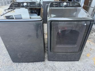 Full Set - Excellent Condition & Clean!
