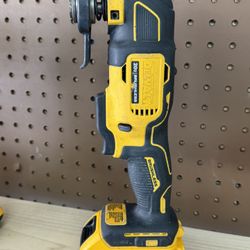 DeWalt DCS354B Brushless 20V Oscillating Multi Tool w/Battery