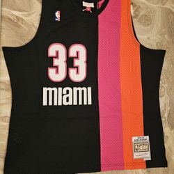 NEW W/ TAGS | Alonzo Mourning Miami Heat (Floridians) 2005-2006 Mitchell & Ness Swingman Jersey Size 2XL Black Orange Pink M&N XXL