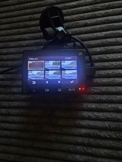 Dash Cam – Like New, Full Kit