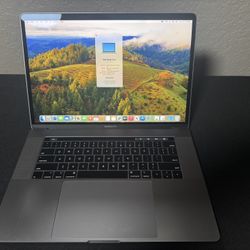 Apple MacBook Pro 15” 2.4GHZ 32GB 512GB Space Grey 2019