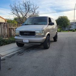 2003 GMC Safari