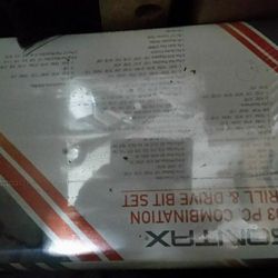 Sontax 333 drill and drive bit set. Brand new