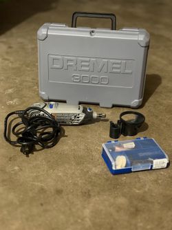 Dremel 300 with Case and extra bits