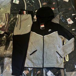 Nike Tech New 