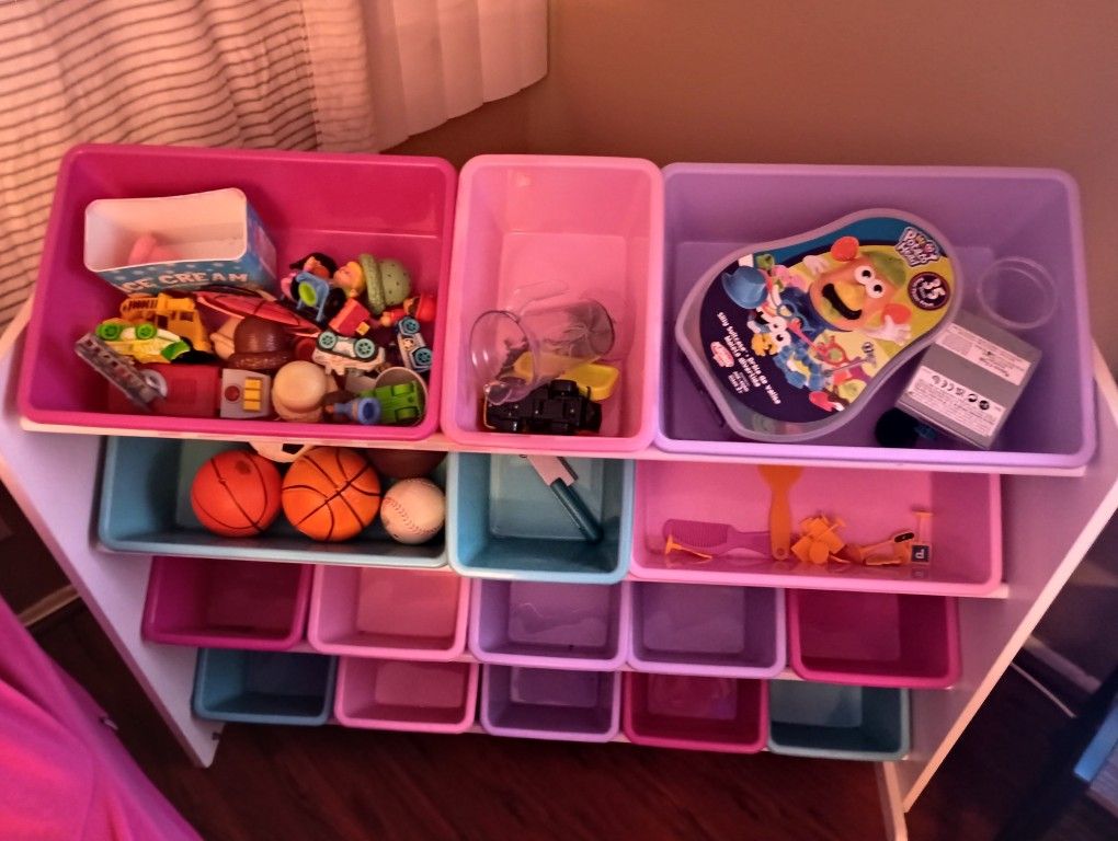 TOY STORAGE/BINS