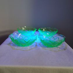 Set Of 4 Uranium Glass Side Dish Bowls!!!