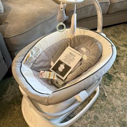 Graco Sense2Soothe Swing