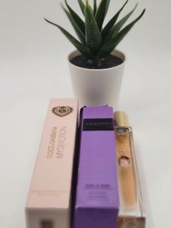 3 Travel Sprays 

My Devotion 
Valentino Purple  Melancholia 
Vanilla Candy Rock⭐️