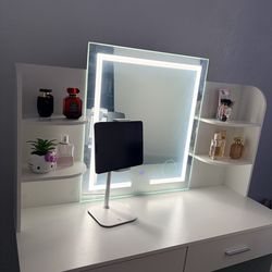 LED Makeup Vanity