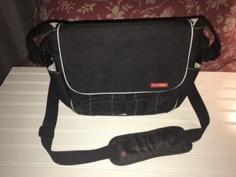 Skip * Hop Black over the shoulder bag (daddy diaper bag)