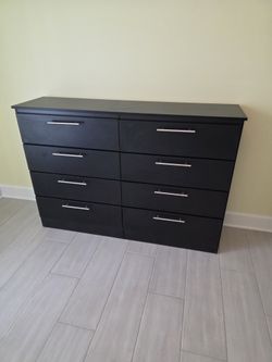 Cómoda Sin Espejo (8 Gavetas)