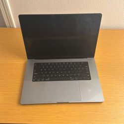 MacBook Pro 16.2" Space 2021 Gray 16 core GPU / 16GB / 1TB Used