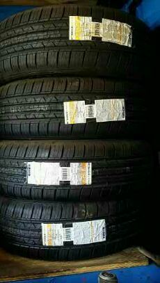 215/65/r16. Never used brand new tires