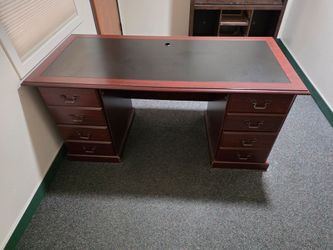 Free Executive Desk