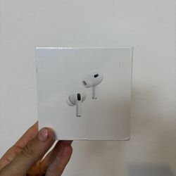 AirPods