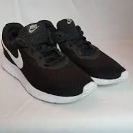 Nike Tanjun Woman’s Running Shoes - Black