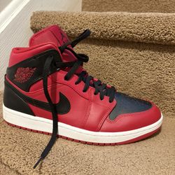 Air Jordan 1 Mid 