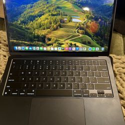 MacBook Air M2