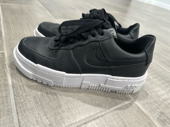Nike Air Force 1 Low Pixel