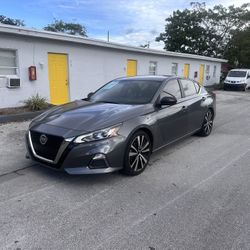 2020 NISSAN ALTIMA SR