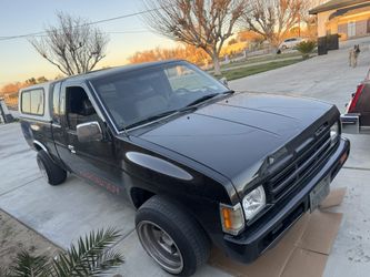 1990 Nissan Truck