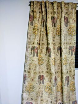 2 large lined panels