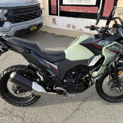 2023 Kawasaki Versys 300 !