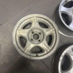 ONE 16” Ford Mustang Wheel