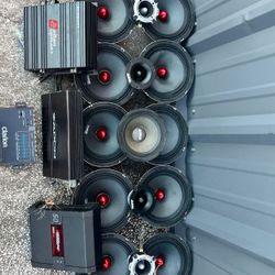 LOTS OF MUSIC 