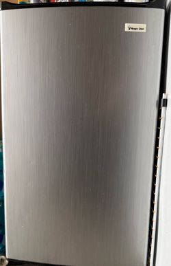 Mini fridge