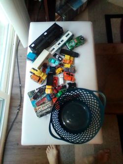 Matchbox hot Wheels cars trucks lot