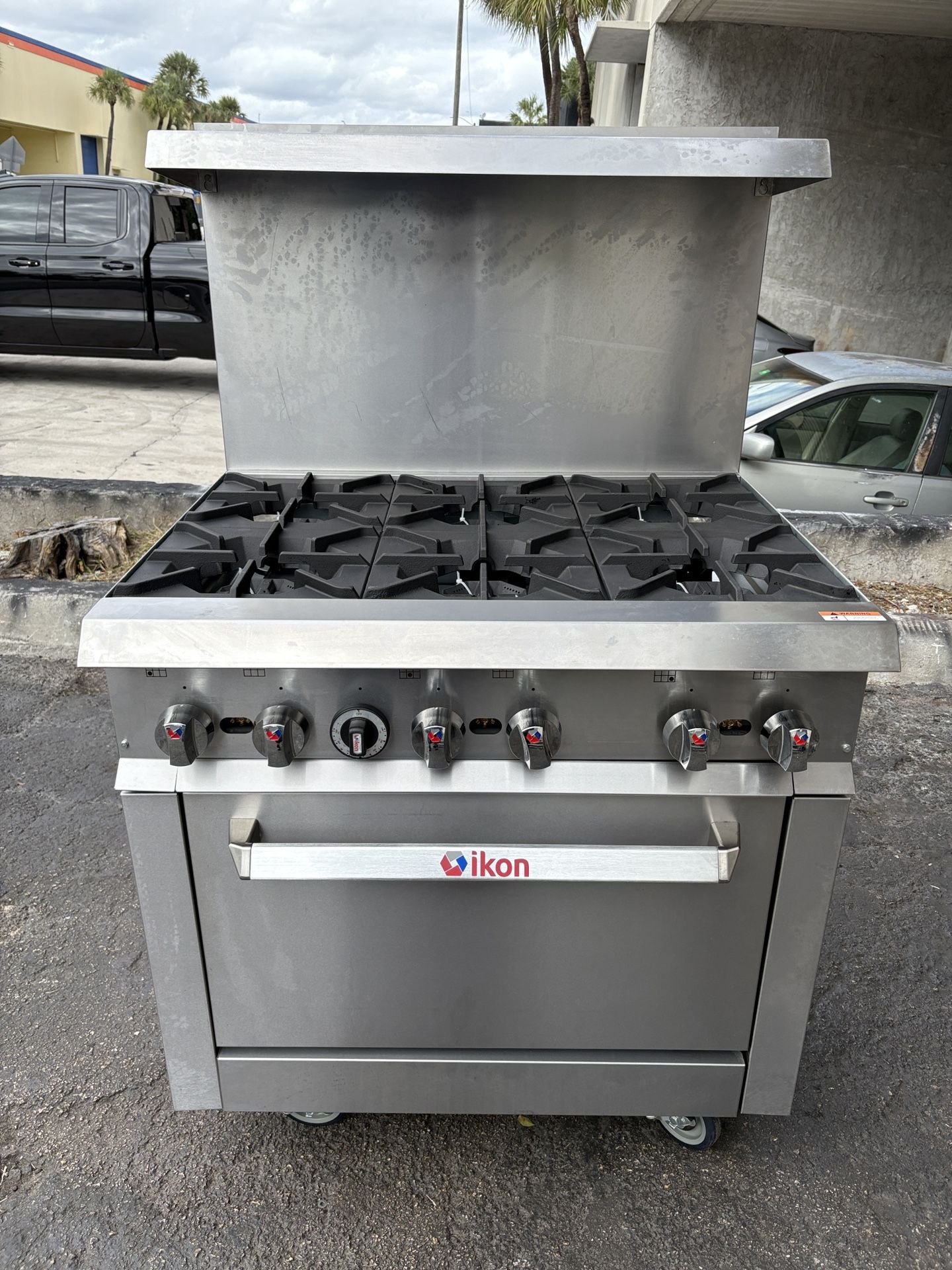 Six (6) Burner Range With Oven - Restaurant Equipment