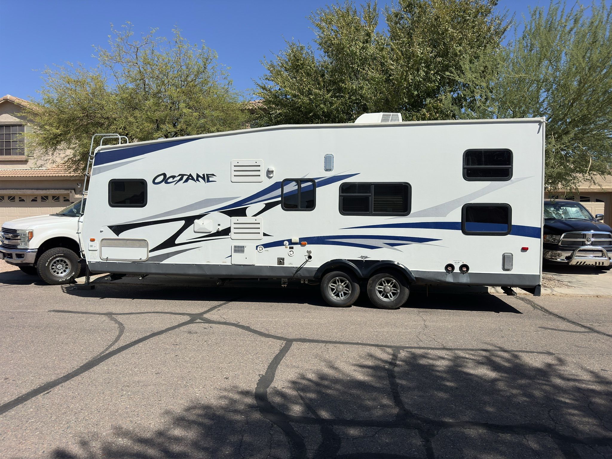 jt  2013 Jayco Octane ZX T26y for Sale in Queen Creek, AZ - OfferUp