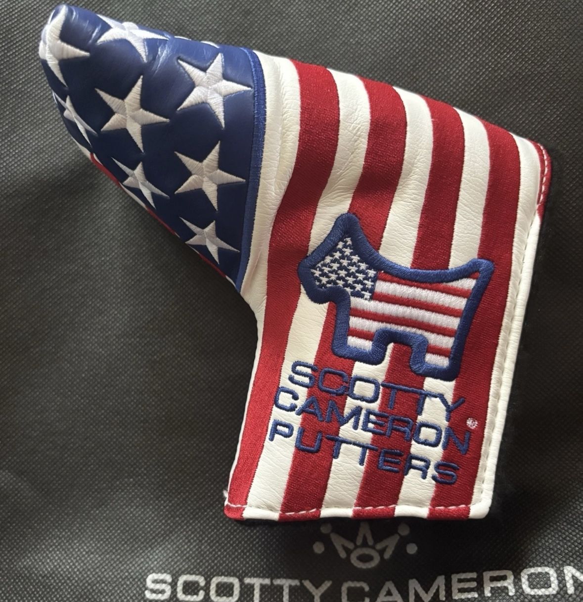 New SCOTTY CAMERON GALLERY CS Our Flag Mid-Mallet Putter Headcover USA Dog Stars