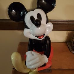 Vintage Mickey Lamp And Music Box!! 