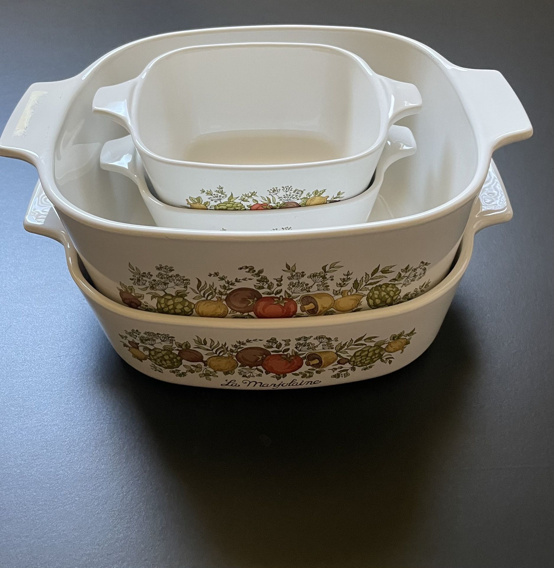 Vintage “La Marjolaine” Corning Ware Set 