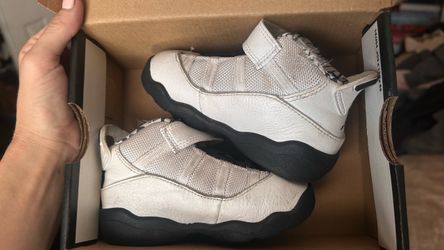 Size 7C Jordan’s