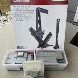 Husky Pneumatic Flooring Nailier/ Stapler & Dewalt Flooring Staples