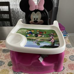Minnie Mouse Feeding Chair