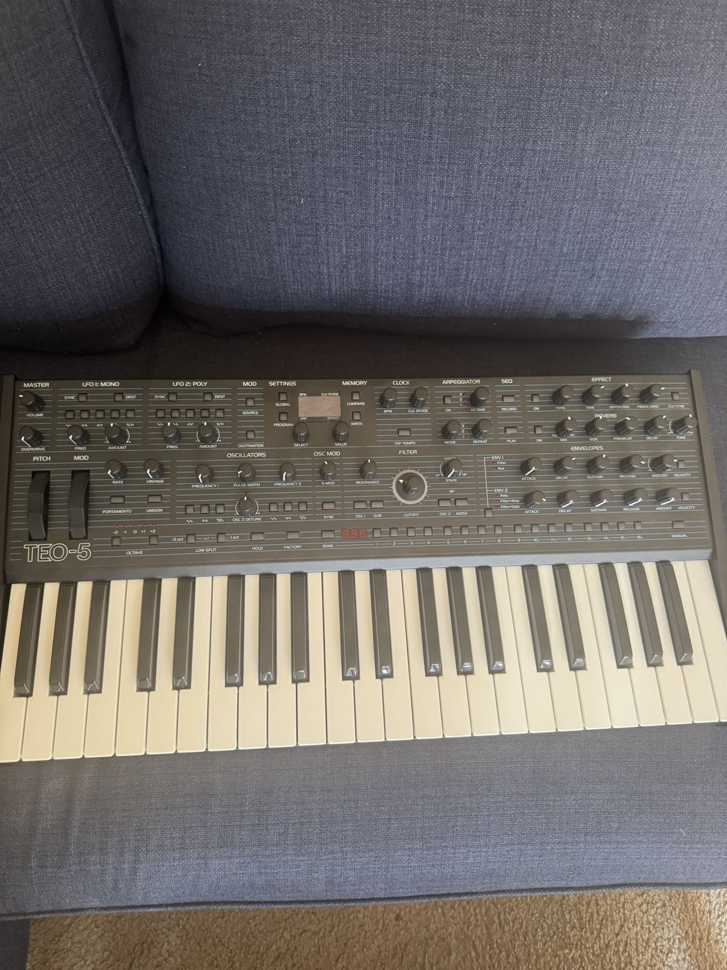 Oberheim Teo-5