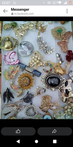Keychains, Brooches , and Pendants 