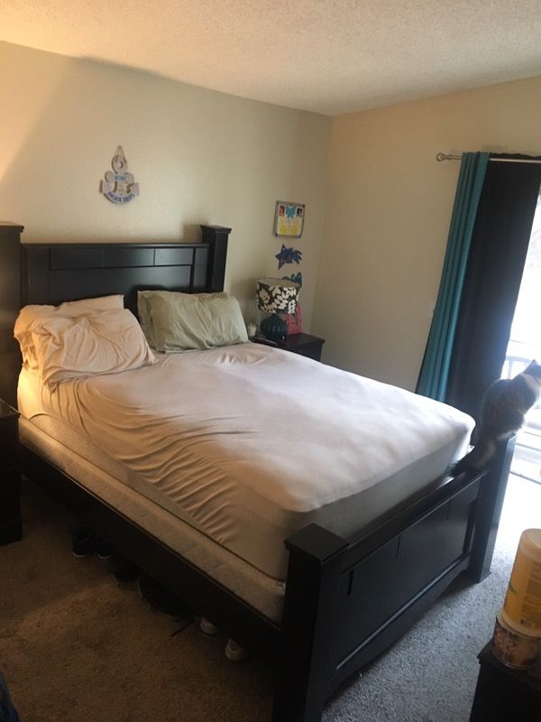 Queen bed frame plus box spring