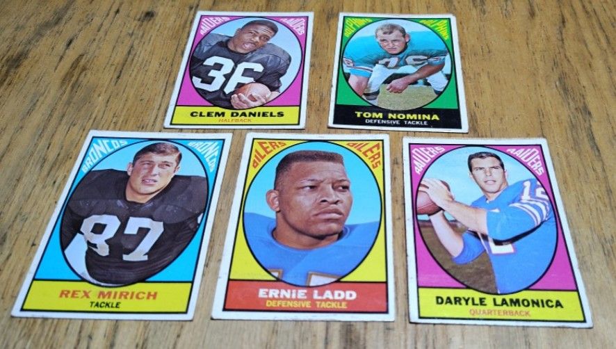 TOPPS 1967FOOTBALL TRADING CARDS. ERNIE LADD 58, REX MIRICH 32, DARYLE LAMONICA 103, TOM NOMINA 86, CLEM DANIELS 110