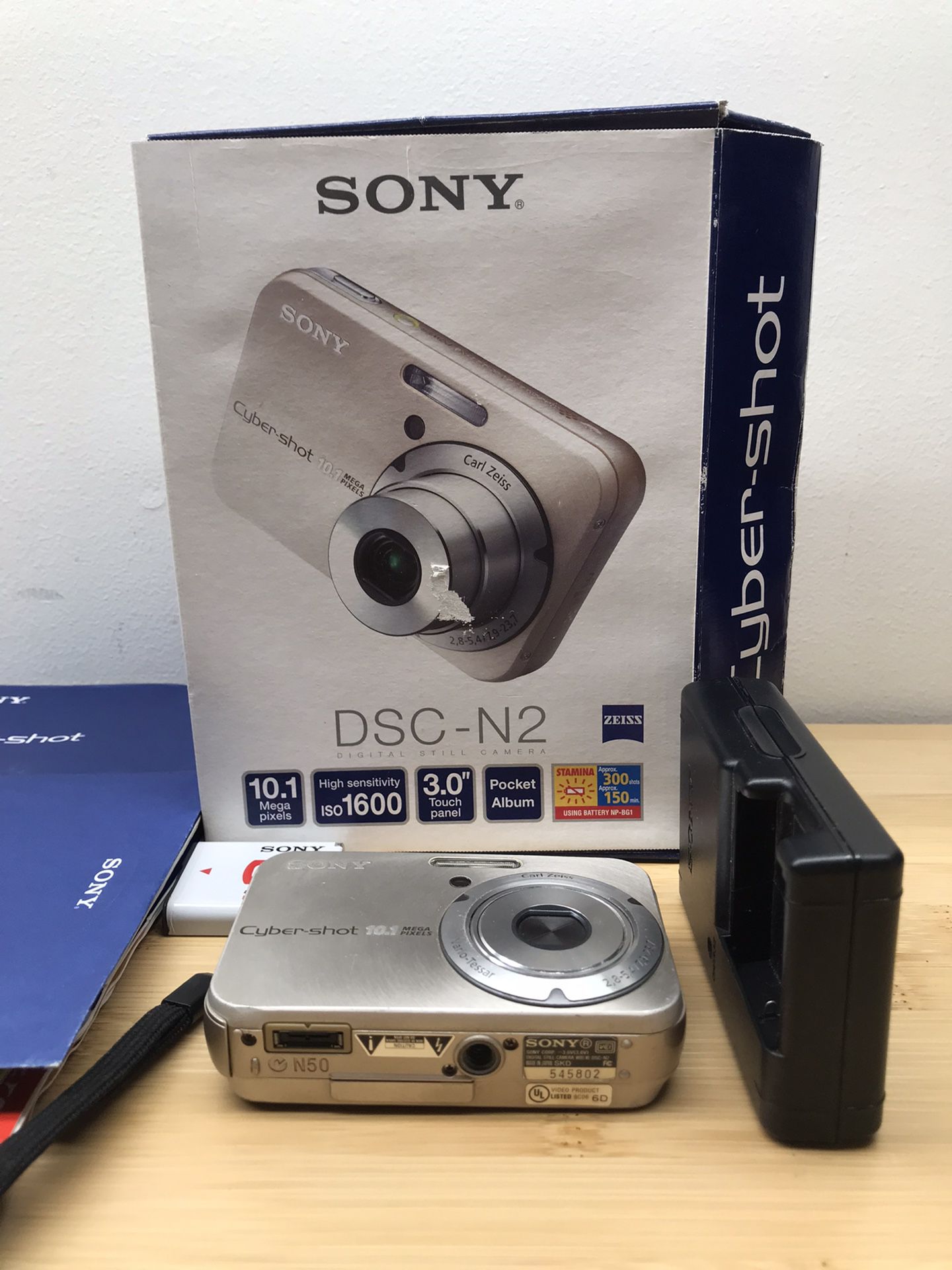 Sony Cyber-shot DSC-N2 10.1MP Digital Camera - Silver
