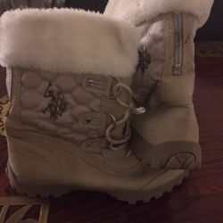 Woman’s Winter Boots