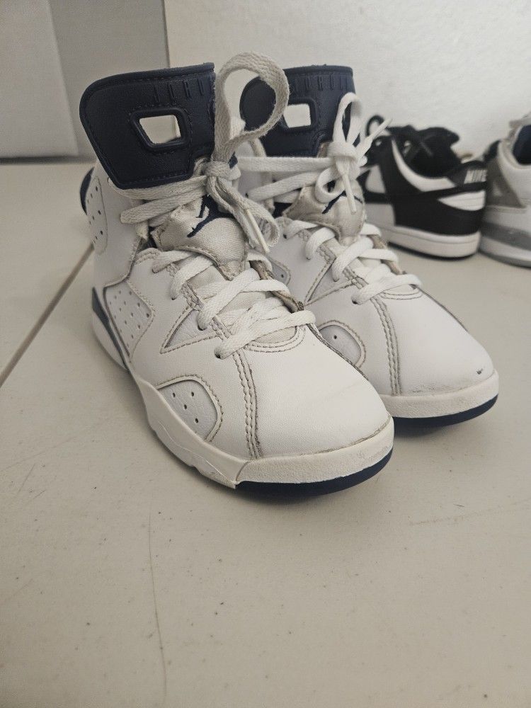 Jordan Retro 6 Midnight Navy Shoe Size 13c