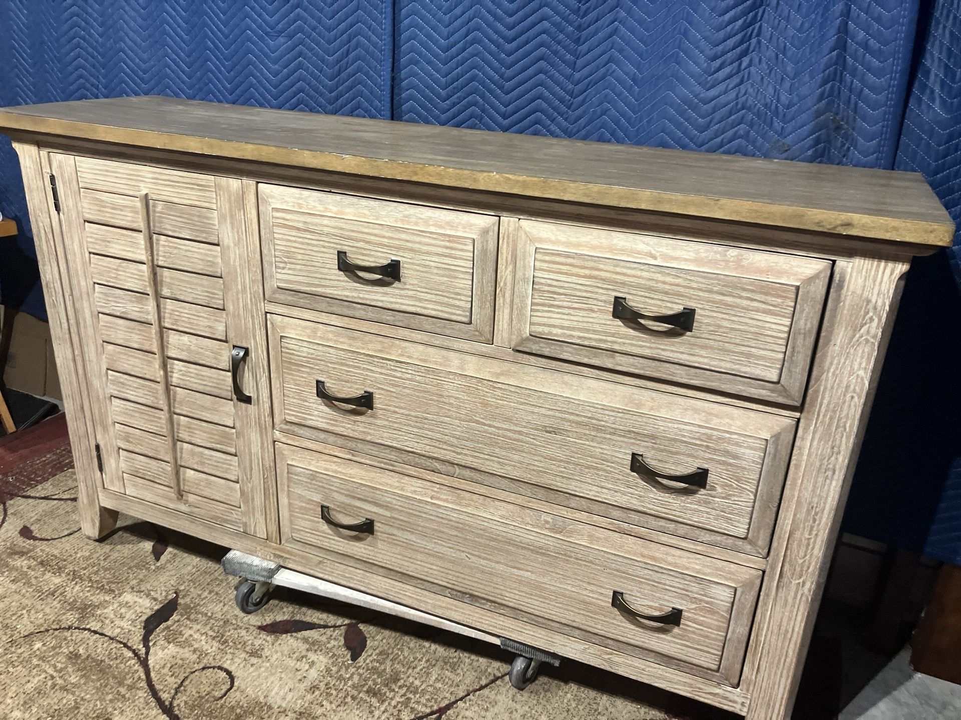 Nantucket Breeze Bisque Dresser & Mirror (DELIVERY AVAILABLE)