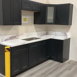 Iron Black Solid Wood Kitchen Cabinets 10% Off